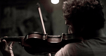 violin-player