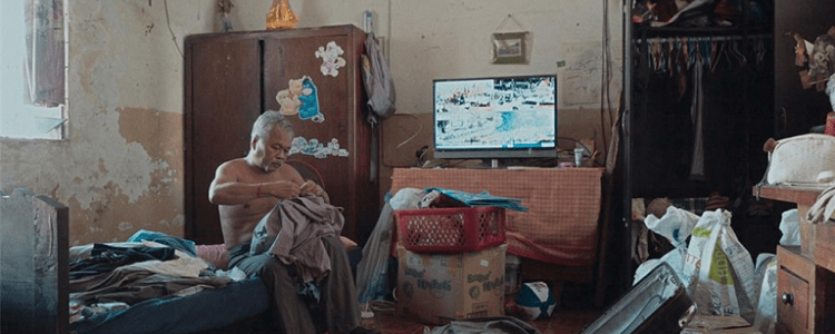 Last night i saw you smiling